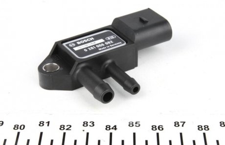 Датчик давления выхлопных газов VW Caddy/T5/Crafter 1.6/2.0TDi 09- BOSCH 0281006082 (фото 1)