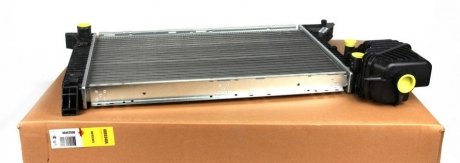 Радиатор охлаждения двигателя MB Sprinter NRF 55348A (фото 1)