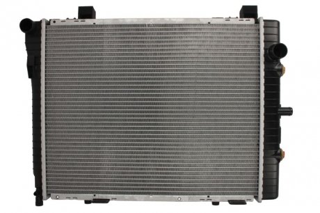 Радиатор охлаждения MERCEDES C-CLASS W202/CLK-CLASS W208 NISSENS 62712A (фото 1)
