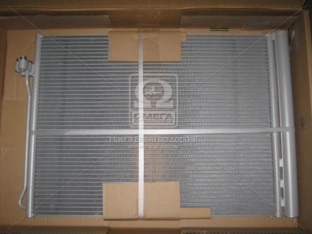 Радиатор кондиционера BMW X5 E70 (07-) NISSENS 940058 (фото 1)