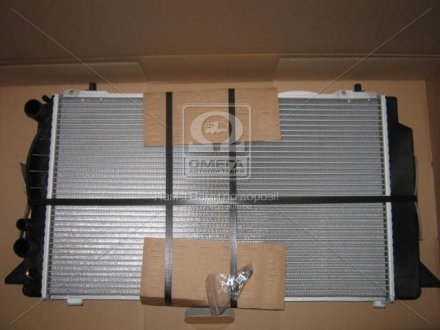 Радиатор охлаждения AUDI 80 NISSENS 60465A (фото 1)