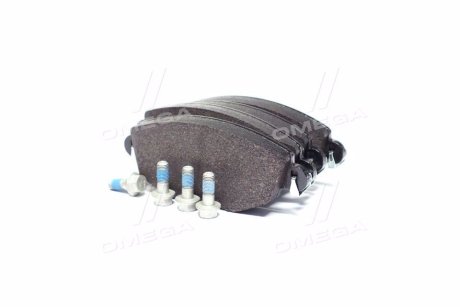 Колодка торм. диск. FORD MONDEO III (B5Y) передн. CHAMPION 573013CH