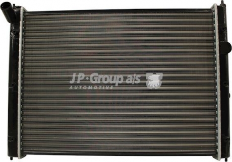 Радиатор воды VW T3 81-92 (568x438x42) JP GROUP 1114202300 (фото 1)