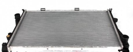 Радиатор охлаждения двигателя NRF 53722