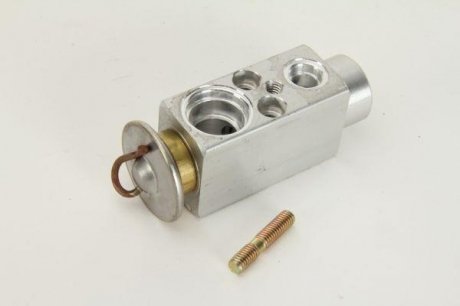 Клапан кондиціонера THERMOTEC KTT140014