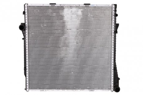Радіатор охолодження двигуна (вир-во) NRF 55328 (фото 1)