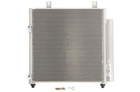 Радiатор кондицiонера NISSENS 940447