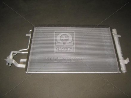 Радиатор кондиционера / ELANTRA (06-), i30/i30CW (07-), CEED (10-) HYUNDAI/KIA/MOBIS 976062H010 (фото 1)