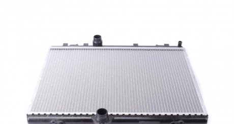 Радиатор охлаждения двигателя NRF 59320 (фото 1)