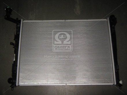 Радіатор охолодження двигуна Hyundai Elantra 06-/I30/I30CW 07- (Mobis) HYUNDAI/KIA/MOBIS 253102H000