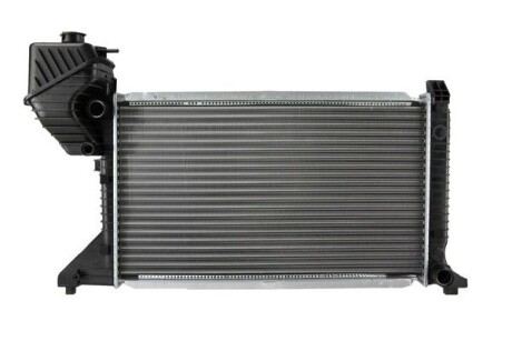 Радіатор охолодження двигуна Sprinter ОМ611-612 00-06 FAST FT55555