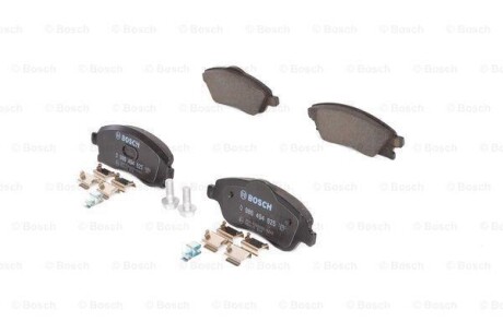 Колодки гальмівні дискові OPEL Combo \'\'R\'\'01 BOSCH 0986494625
